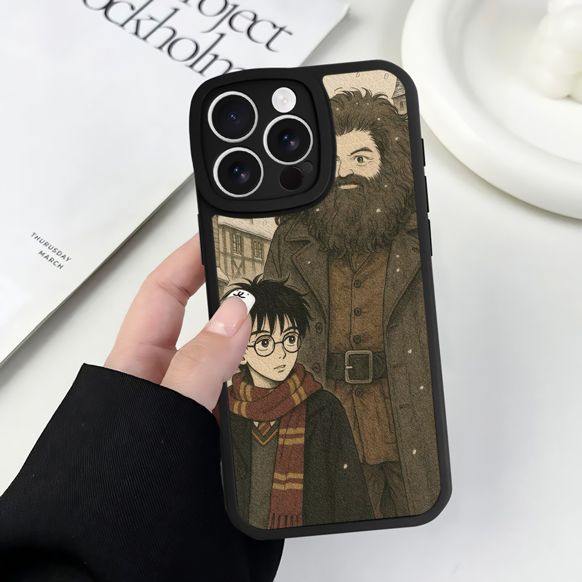 （画像用） Harry Potter ハリー・ポッターシリーズ 【iPhone 16シリーズ対応】シリコンスマホケース（レザー調） 材質：シリコン